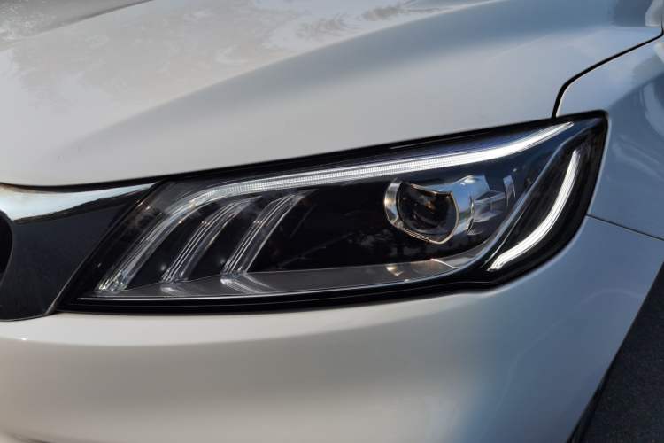 Used Geely Auto Binray 2019 200T DCT Binzhi Edition Left Front Headlight