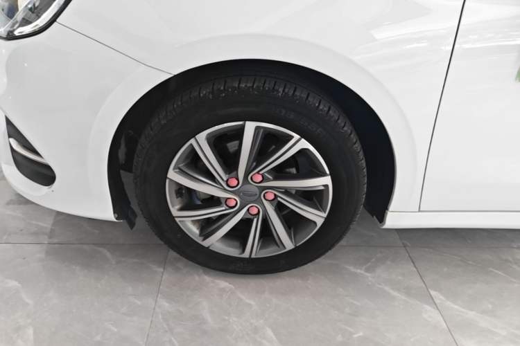 Used Geely Auto Binray 2019 200T DCT Binchi Edition Left Front Wheel Hub