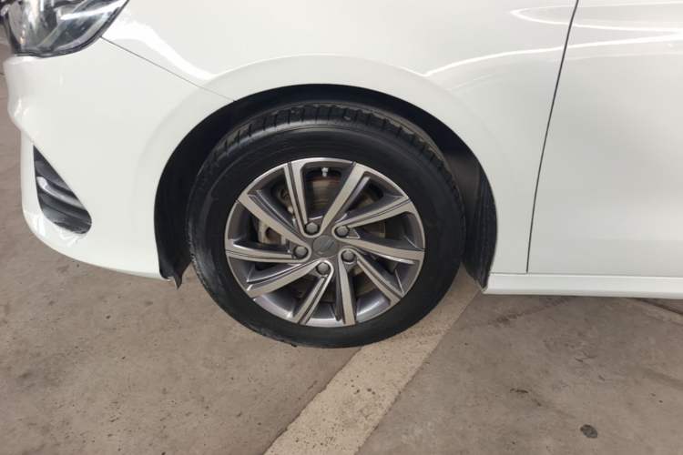 Used Geely Auto Binray 2019 200T Manual Binchi Edition Left Front Wheel Hub