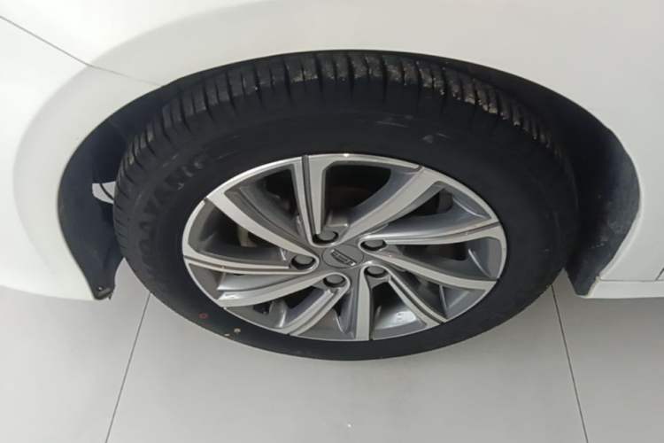 Used Geely Auto Binray 2019 200T DCT Binchi Edition Left Front Wheel Hub