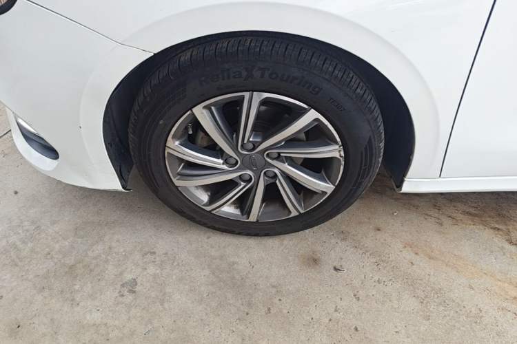 Used Geely Auto Binray 2019 200T DCT Asian Games Edition Left Front Wheel Hub