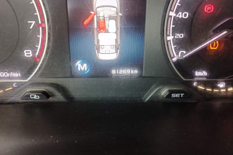 Used Geely Auto Binray 2019 200T Manual Binchi Edition Odometer Close Up
