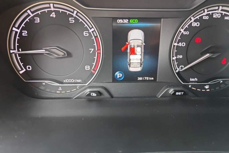 Used Geely Auto Binray 2019 200T DCT Binchi Edition Odometer Close Up
