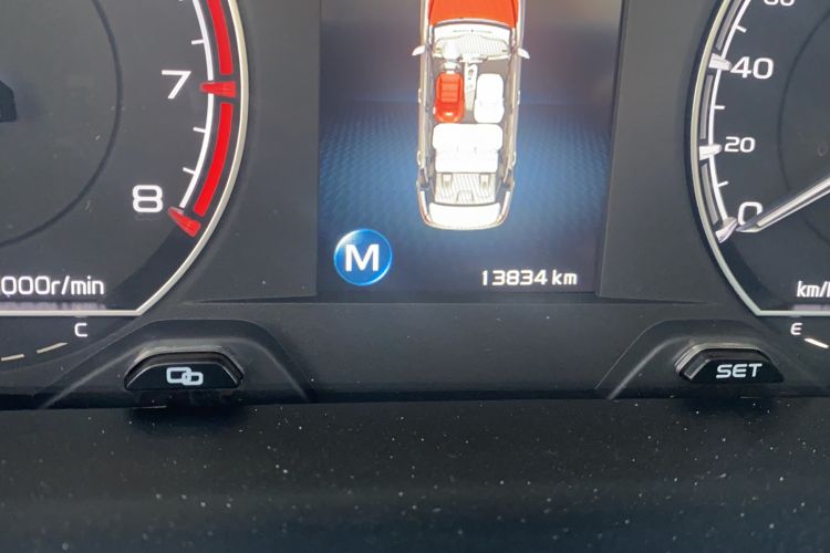 Used Geely Auto Binray 2019 200T Manual Binchi Edition Odometer Close Up