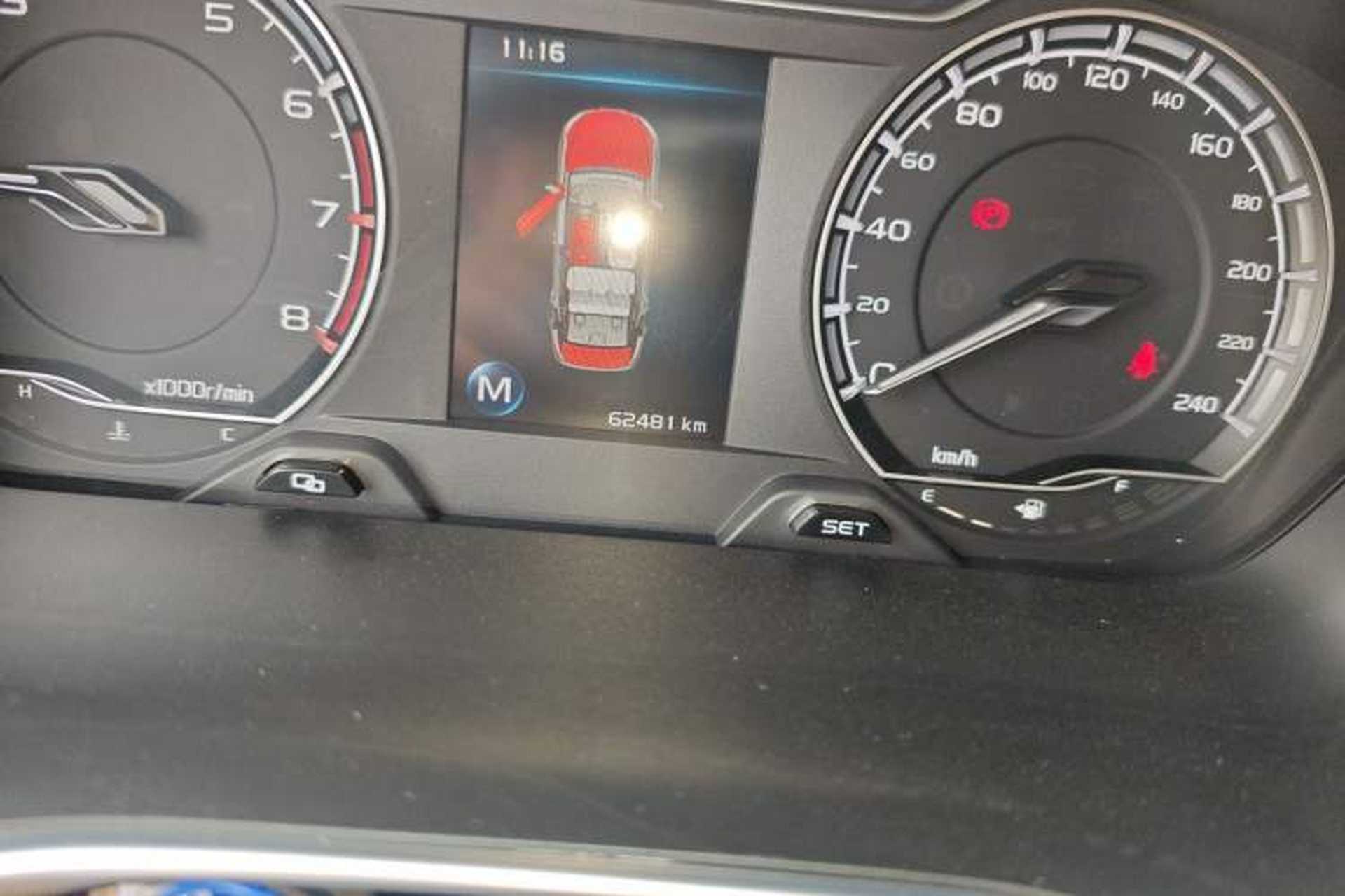 Used Geely Auto Binray 2019 200T Manual Binchi Edition Odometer Close Up