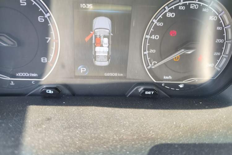Used Geely Auto Binray 2019 200T DCT Binchi Edition Odometer Close Up