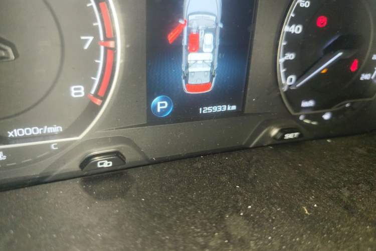 Used Geely Auto Binray 2019 200T DCT Binchi Edition Odometer Close Up