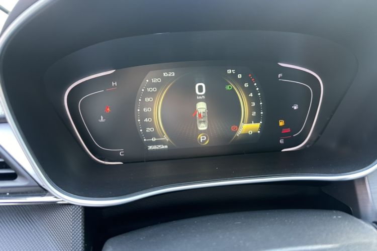Used Geely Auto Binray 2019 200T DCT Binzhi Edition Odometer Close Up