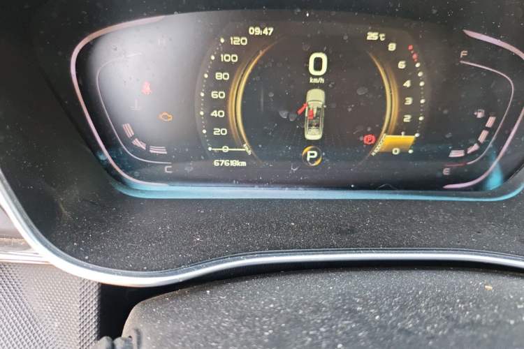 Used Geely Auto Binray 2019 200T DCT Binzhi Edition Odometer Close Up