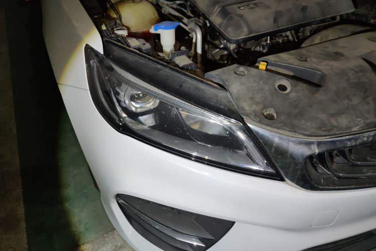 Used Geely Auto Binray 2019 200T Manual Binchi Edition Right Front Headlight