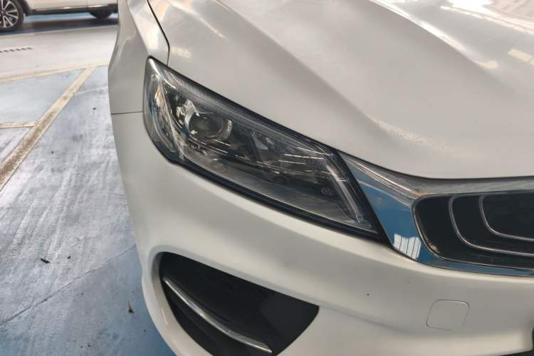 Used Geely Auto Binray 2019 200T DCT Binchi Edition Right Front Headlight