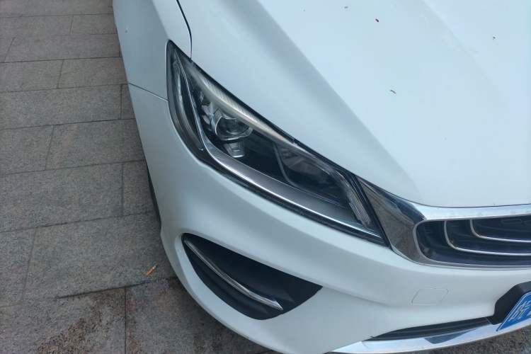 Used Geely Auto Binray 2019 200T DCT Binchi Edition Right Front Headlight