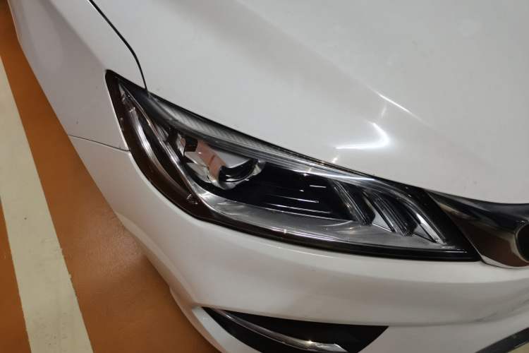 Used Geely Auto Binray 2019 200T DCT Asian Games Edition Right Front Headlight