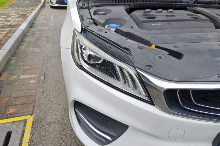 Used Geely Auto Binray 2019 200T DCT Binzhi Edition Right Front Headlight
