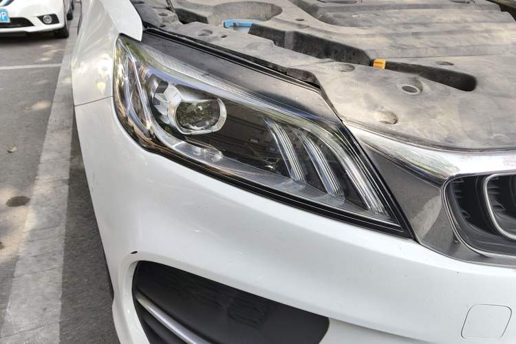 Used Geely Auto Binray 2019 200T DCT Binzhi Edition Right Front Headlight