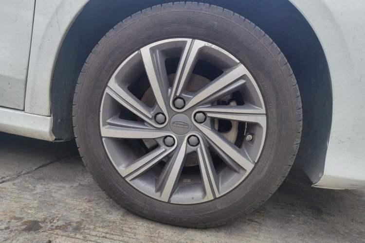 Used Geely Auto Binray 2019 200T DCT Binchi Edition Right Front Wheel Hub