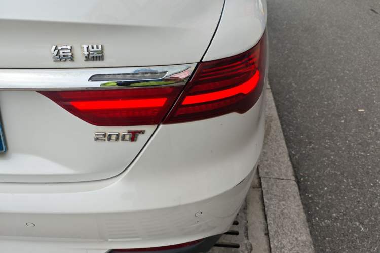 Used Geely Auto Binray 2019 200T DCT Binzhi Edition Right Rear Taillight