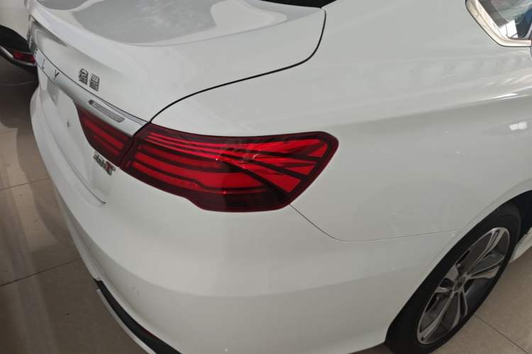 Used Geely Auto Binray 2019 200T DCT Binzhi Edition Right Rear Taillight