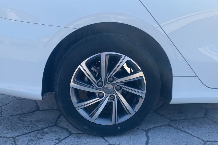 Used Geely Auto Binray 2019 200T Manual Binchi Edition Right Rear Wheel Hub