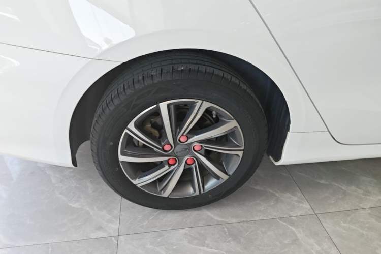 Used Geely Auto Binray 2019 200T DCT Binchi Edition Right Rear Wheel Hub