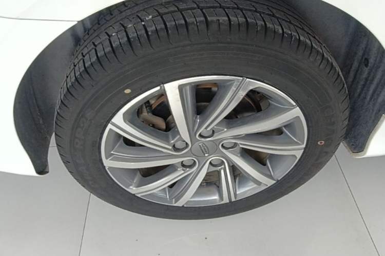 Used Geely Auto Binray 2019 200T DCT Binchi Edition Right Rear Wheel Hub