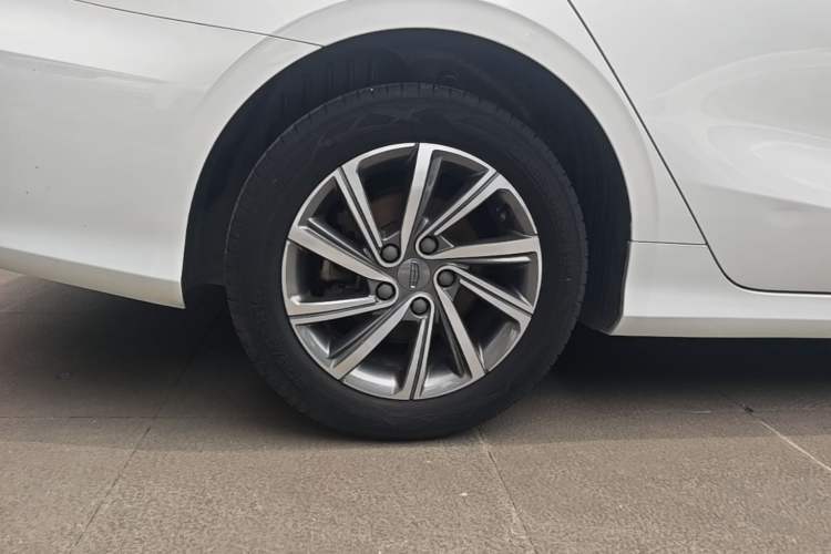 Used Geely Auto Binray 2019 200T DCT Binchi Edition Right Rear Wheel Hub