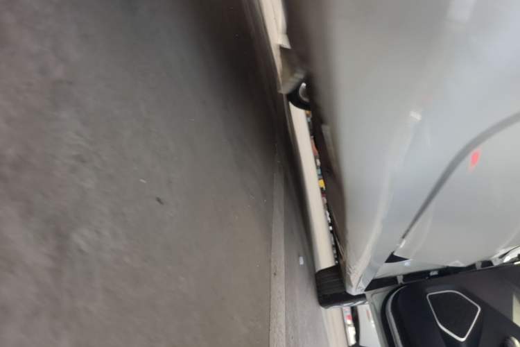 Used Geely Auto Binray 2019 200T Manual Binchi Edition Right Side Sill