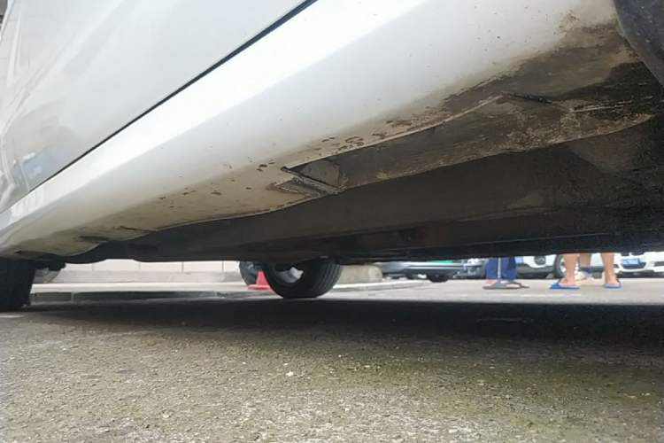 Used Geely Auto Binray 2019 200T DCT Binzhi Edition Right Side Sill
