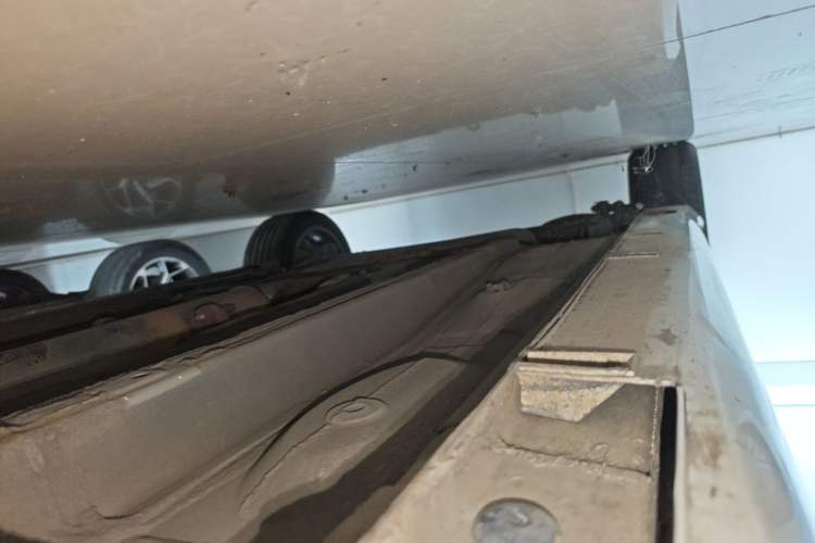 Used Geely Auto Binray 2019 200T DCT Binzhi Edition Right Side Sill