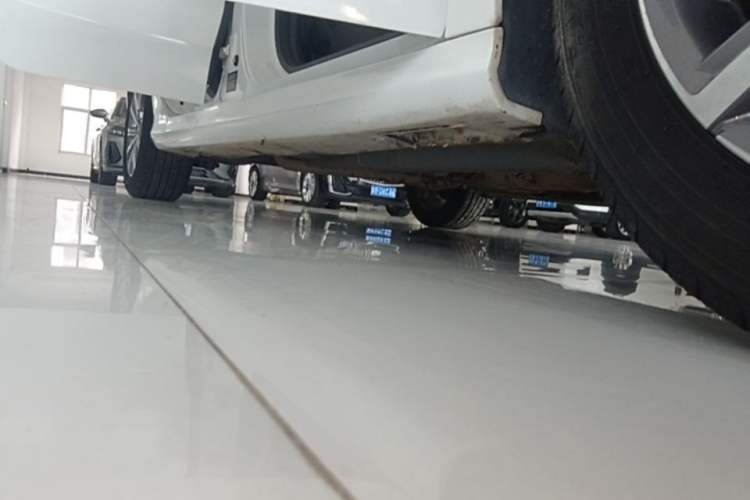 Used Geely Auto Binray 2019 200T DCT Binchi Edition Right Side Sill