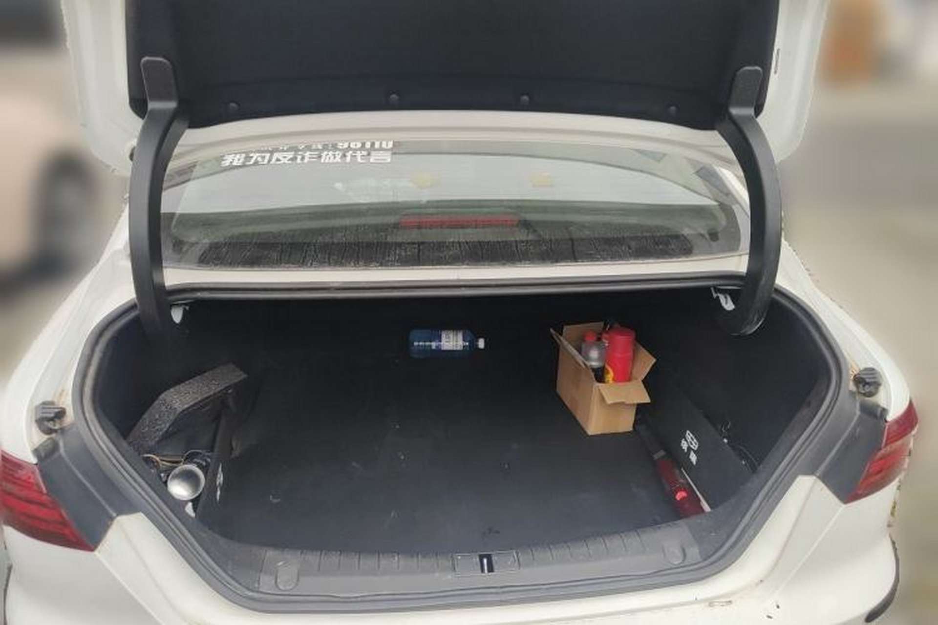 Used Geely Auto Binray 2019 200T DCT Binchi Edition Trunk