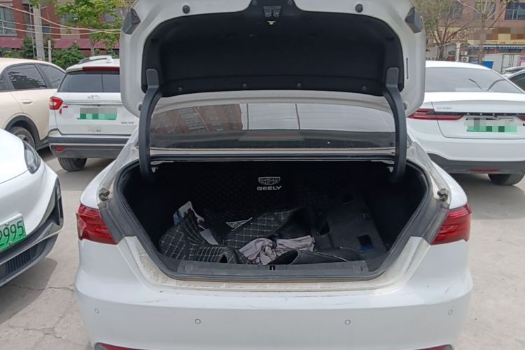 Used Geely Auto Binray 2019 200T DCT Binzhi Edition Trunk