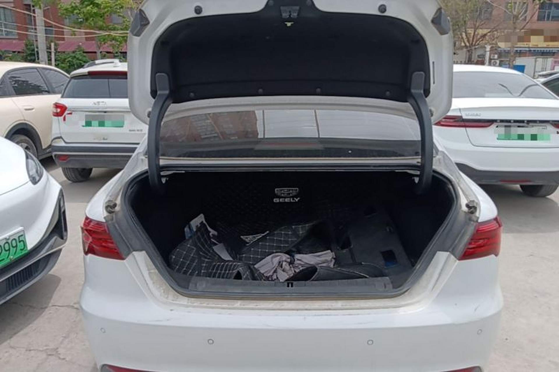 Used Geely Auto Binray 2019 200T DCT Binzhi Edition Trunk
