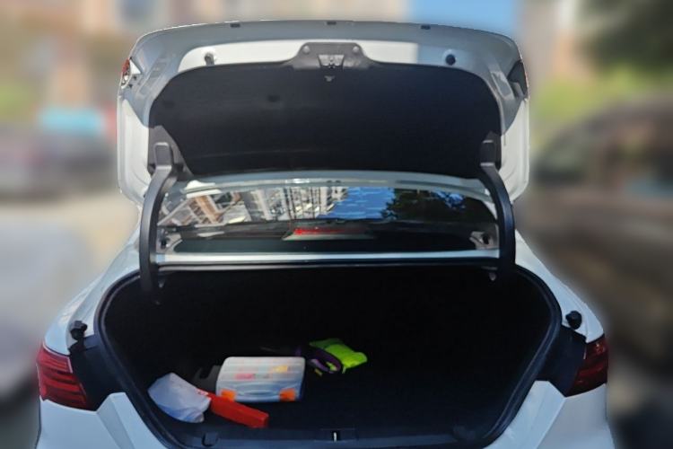 Used Geely Auto Binray 2019 200T DCT Binchi Edition Trunk