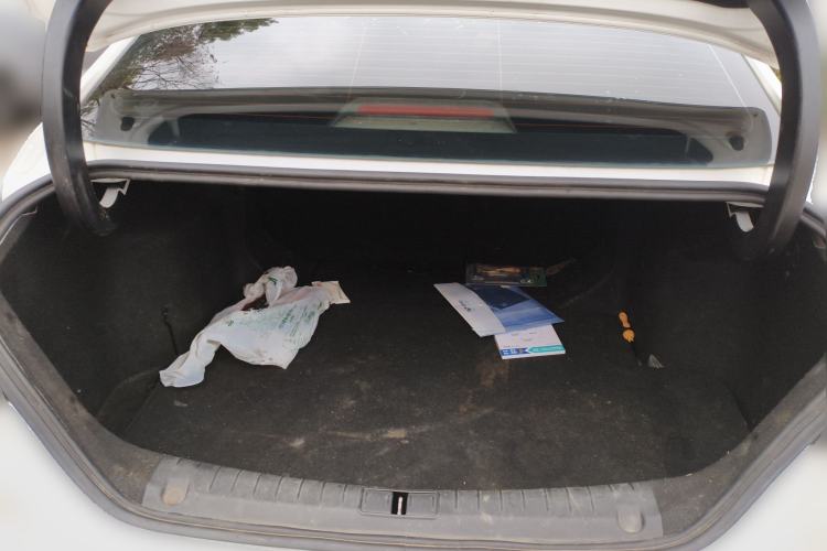 Used Geely Auto Binray 2019 200T DCT Binzhi Edition Trunk