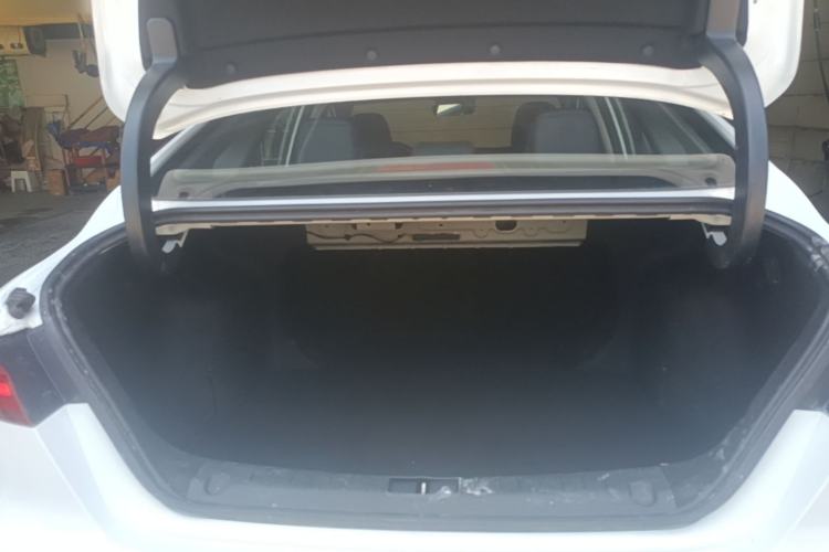Used Geely Auto Binray 2019 200T DCT Binzhi Edition Trunk