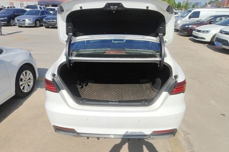 Used Geely Auto Binray 2019 200T Manual Binchi Edition Trunk