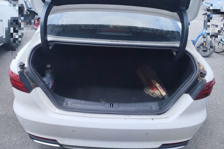 Used Geely Auto Binray 2019 200T DCT Binchi Edition Trunk