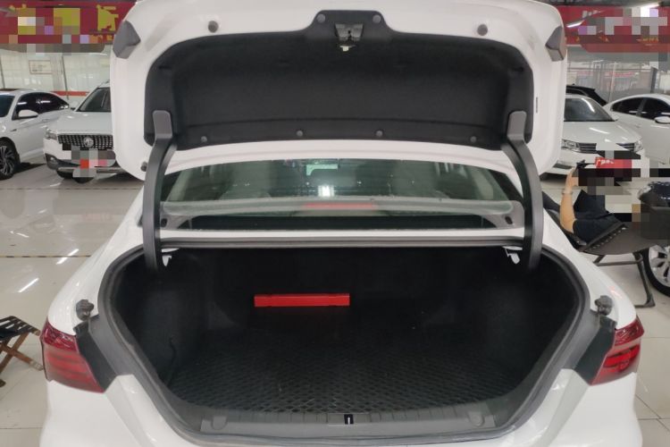 Used Geely Auto Binray 2019 200T Manual Binchi Edition Trunk