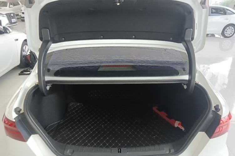 Used Geely Auto Binray 2019 200T DCT Binchi Edition Trunk
