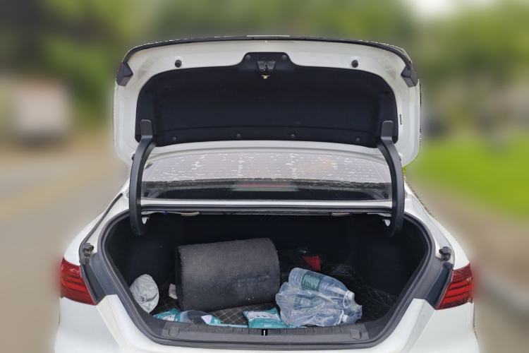 Used Geely Auto Binray 2019 200T DCT Binzhi Edition Trunk