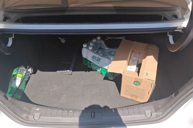 Used Geely Auto Binray 2019 200T Manual Binchi Edition Trunk