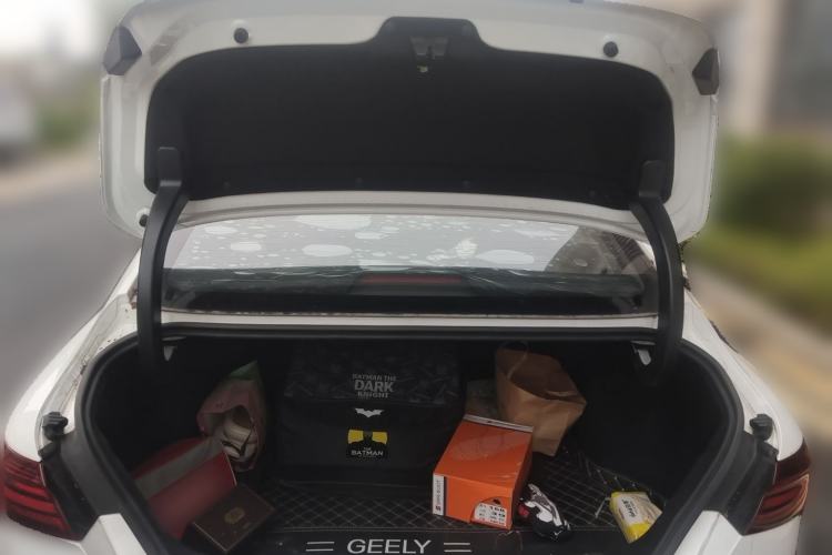 Used Geely Auto Binray 2019 200T DCT Binzhi Edition Trunk