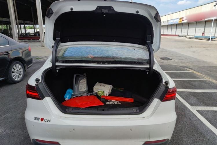 Used Geely Auto Binray 2019 200T DCT Binzhi Edition Trunk