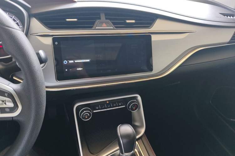 Used Geely Auto Binray 2019 200T DCT Binchi Edition Audio And AC Panel