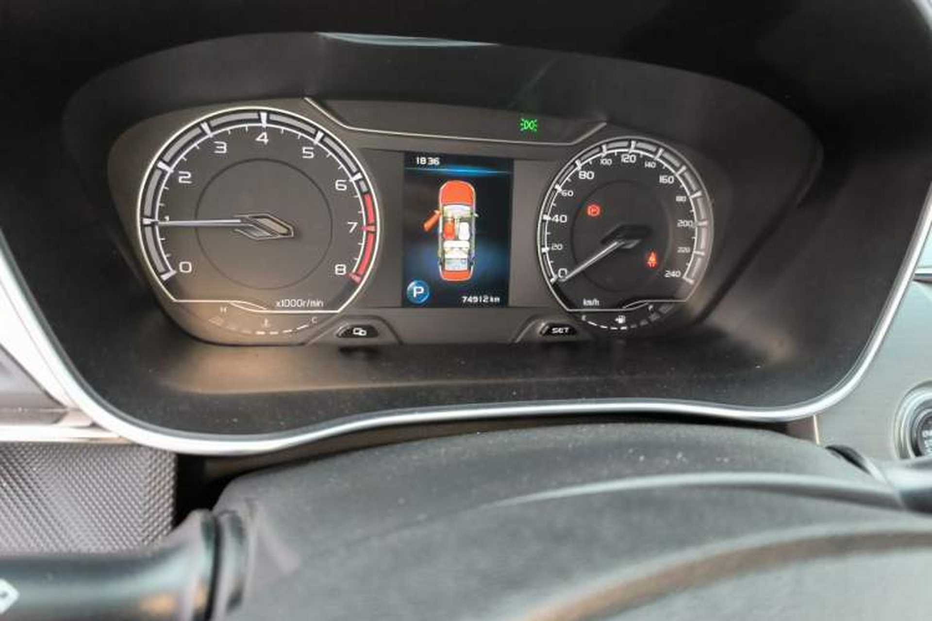 Used Geely Auto Binray 2019 200T DCT Binchi Edition Odometer Close Up