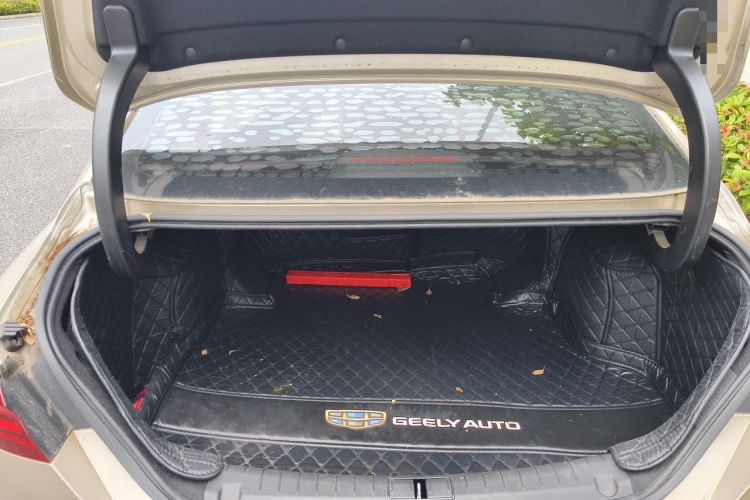 Used Geely Auto Binray 2019 200T DCT Binzhi Edition Trunk