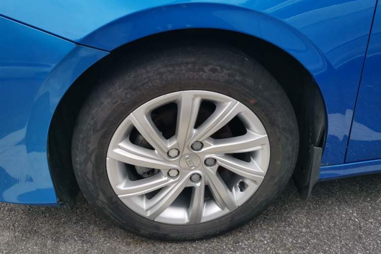 Used Geely Auto Binray 2020 1.4T CVT Luxury Model Left Front Wheel Hub