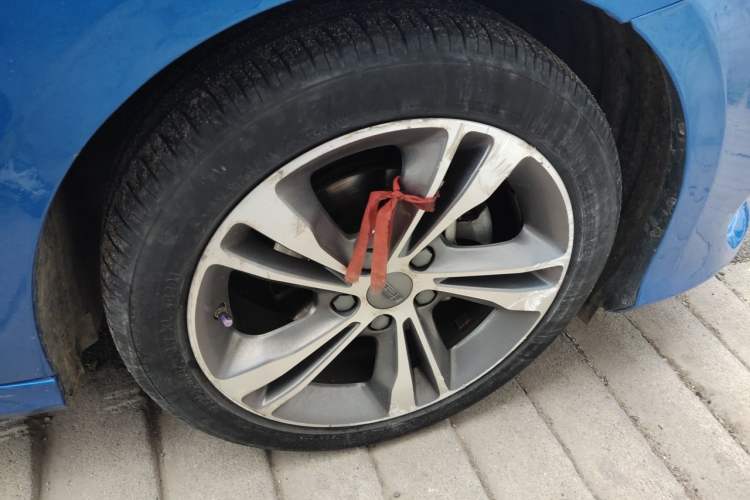 Used Geely Auto Binray 2020 Revised 1.4T CVT Asian Games Edition Right Front Wheel Hub