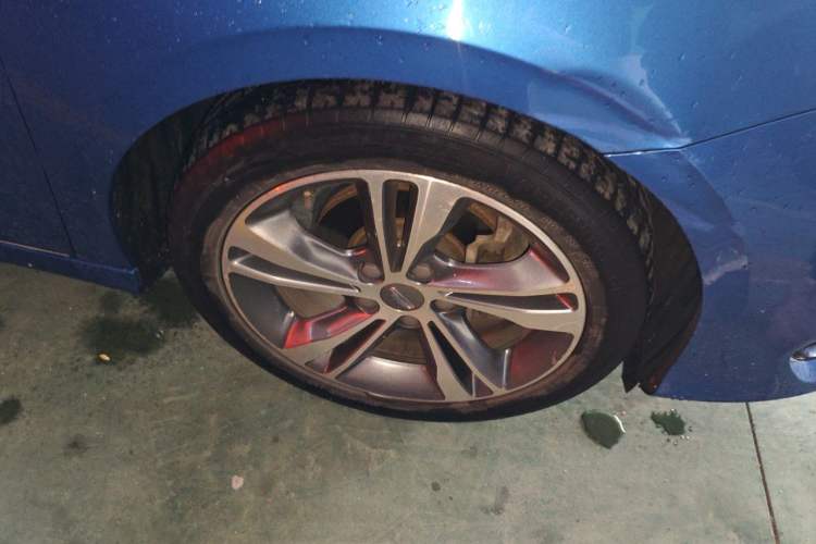 Used Geely Auto Binray 2020 1.4T CVT Asian Games Edition Right Front Wheel Hub